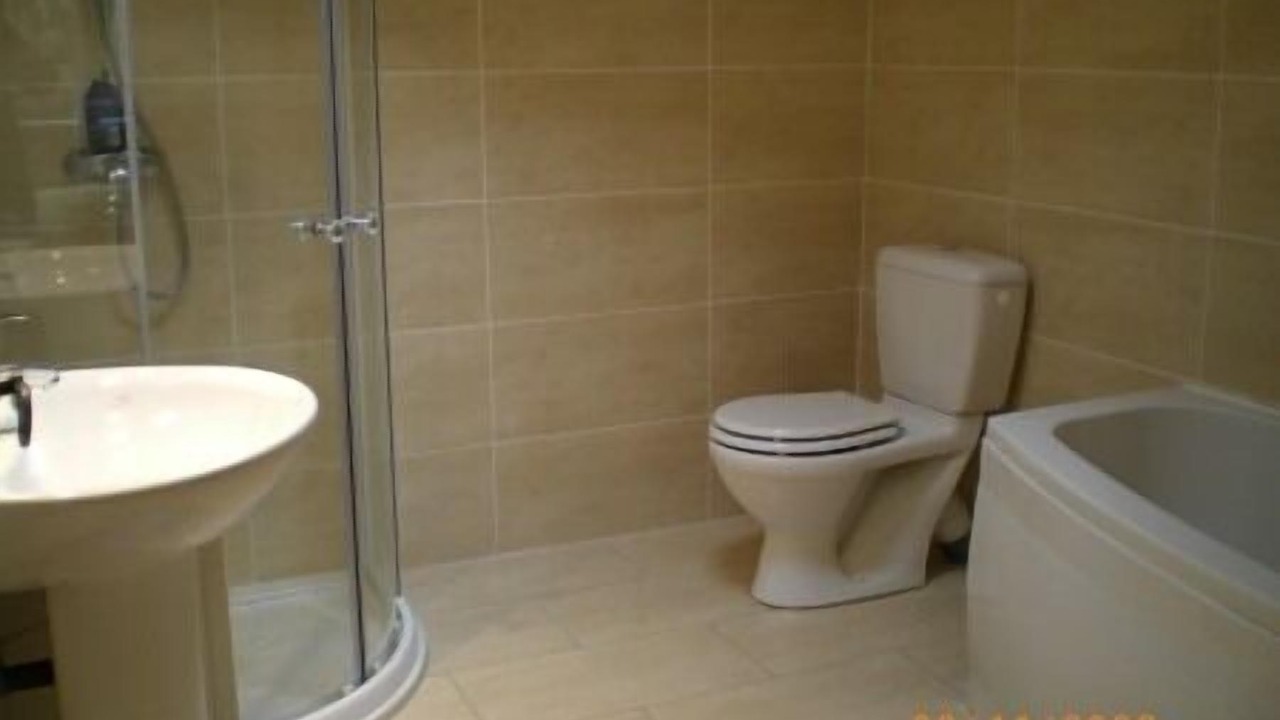 Photo of Bathroom in Bellegarde-du-Razes