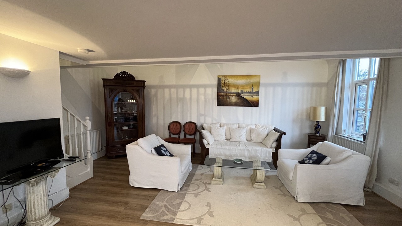 Photo of Livingroom in Shacklewell