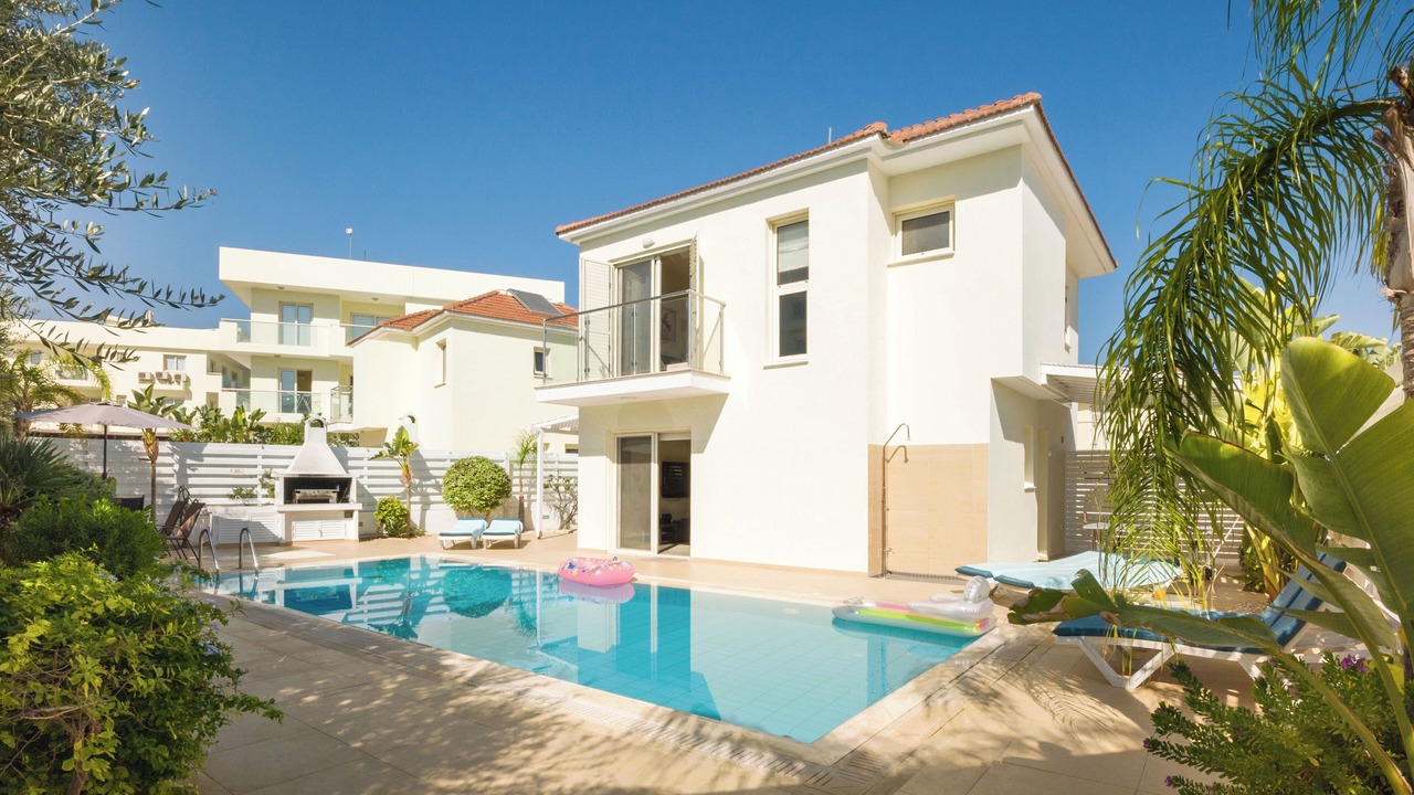 Photo of Outdoor in Pernera