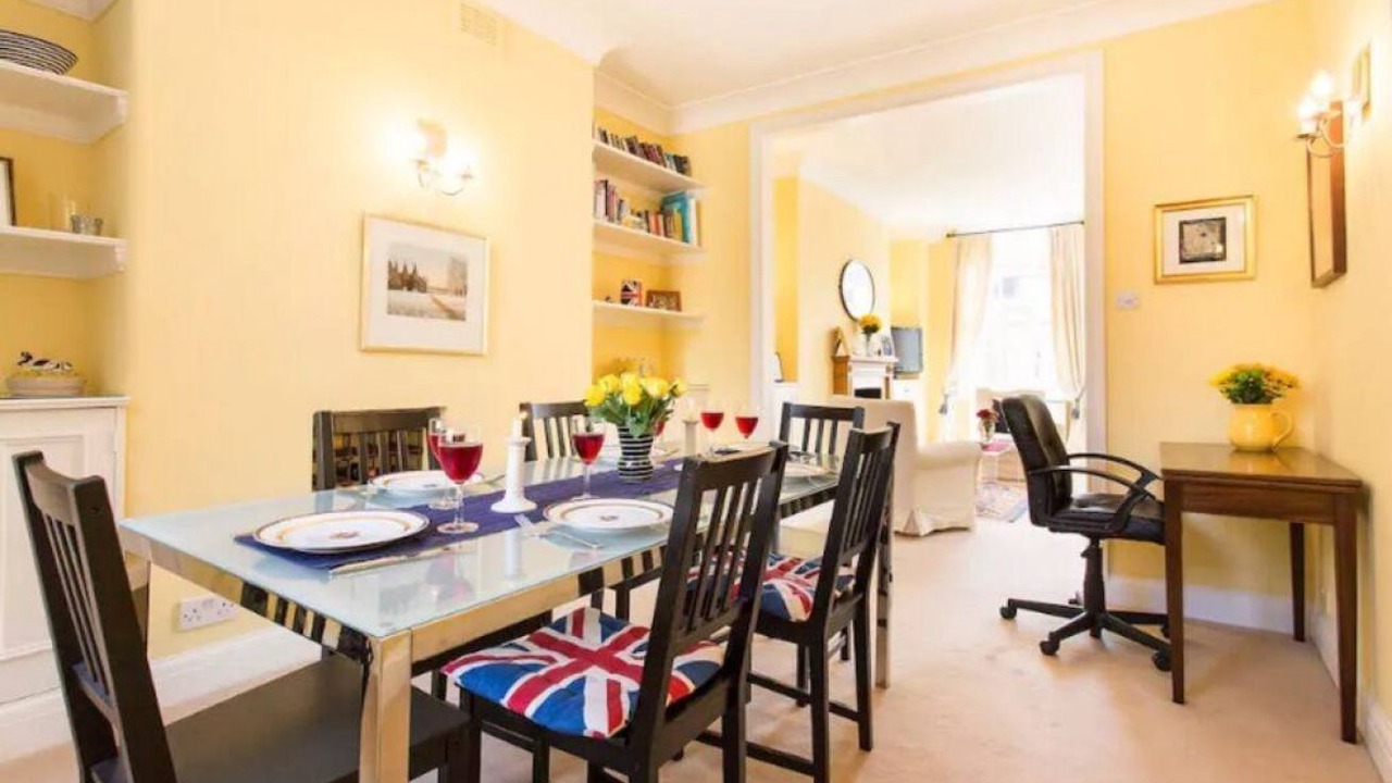 Photo of Livingroom in Warwick