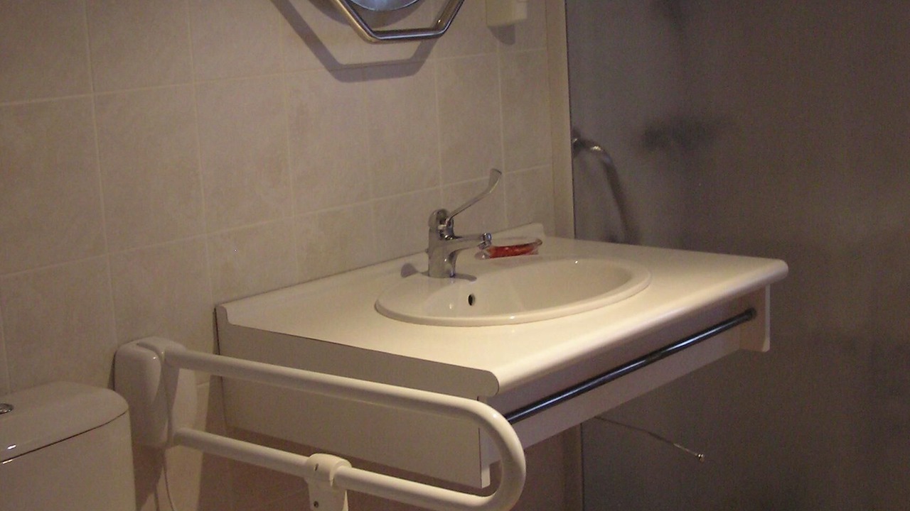 Photo of Bathroom in Roscoff