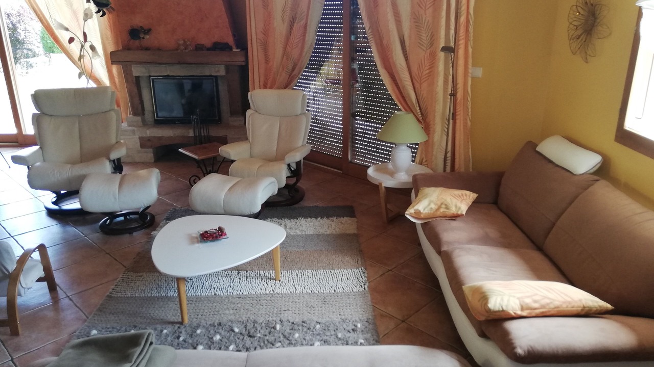 Photo of Livingroom in Sarcenas