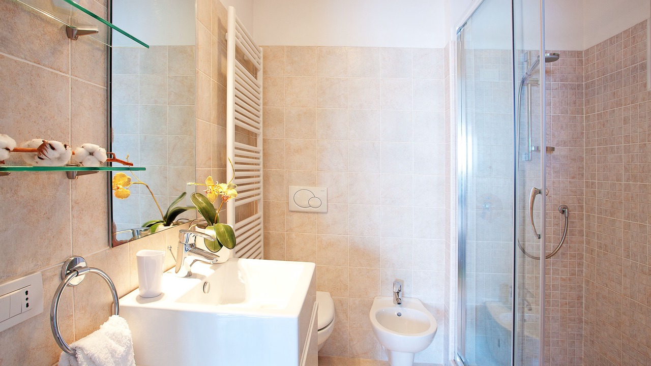 Photo of Bathroom in Menaggio