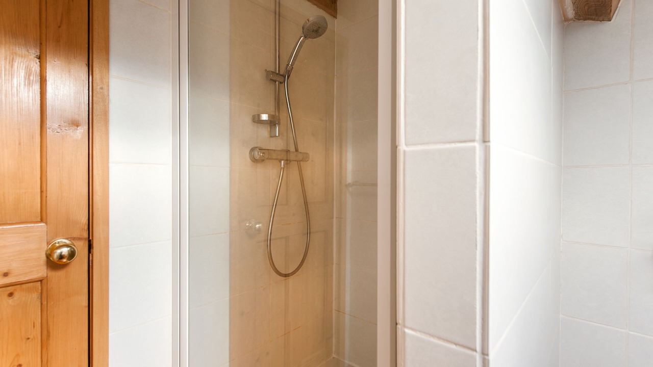 Photo of Bathroom in Lablachere