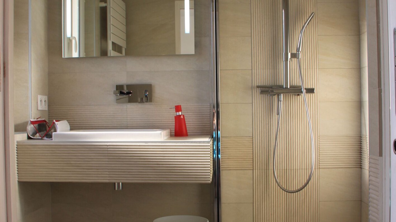 Photo of Bathroom in Saint-Raphael