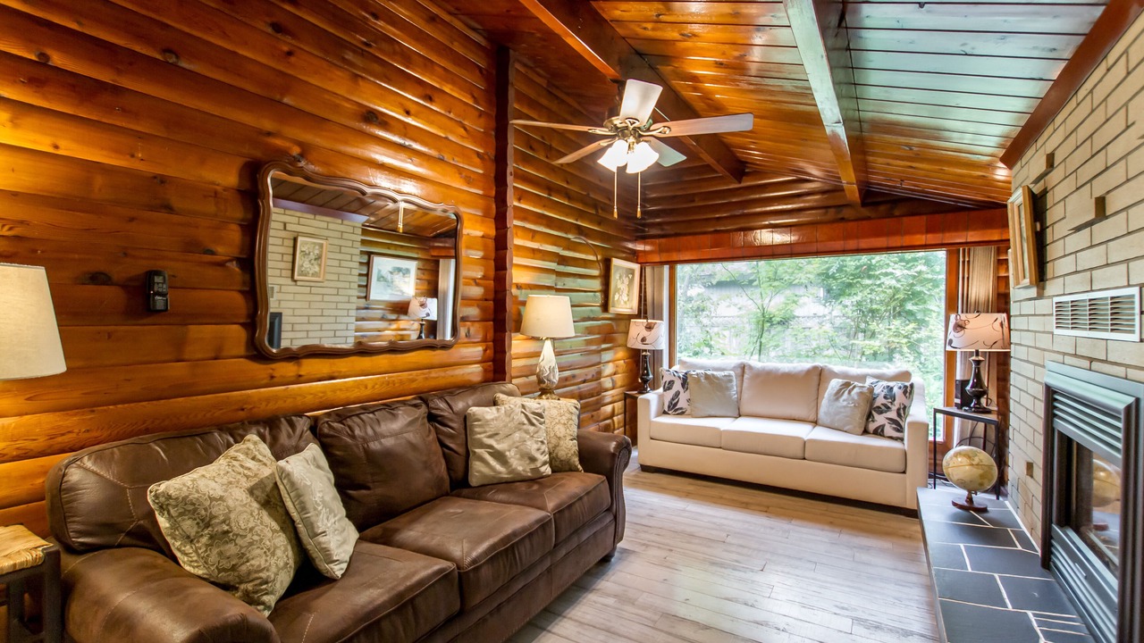 Photo of Bedroom in Cultus Lake