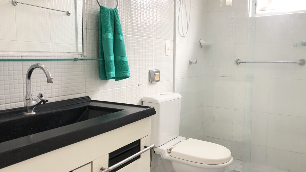 Photo of Bathroom in Pioneiros