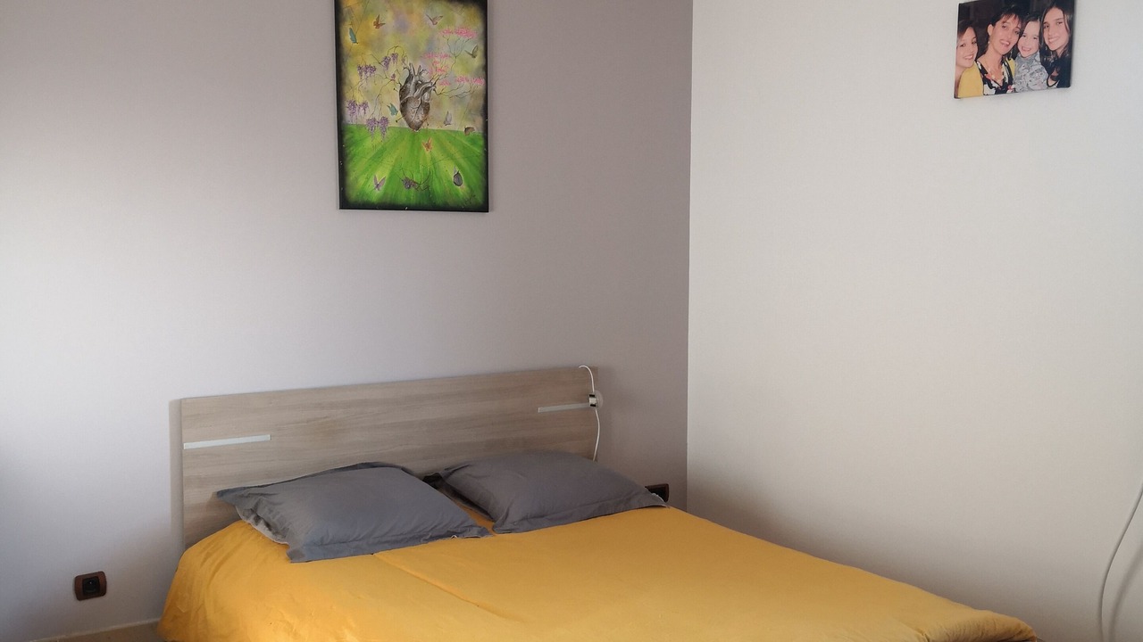 Photo of Bedroom in Brue-Auriac