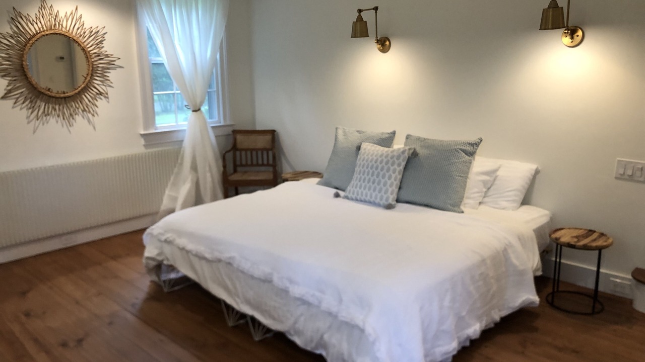 Photo of Bedroom in East Moriches