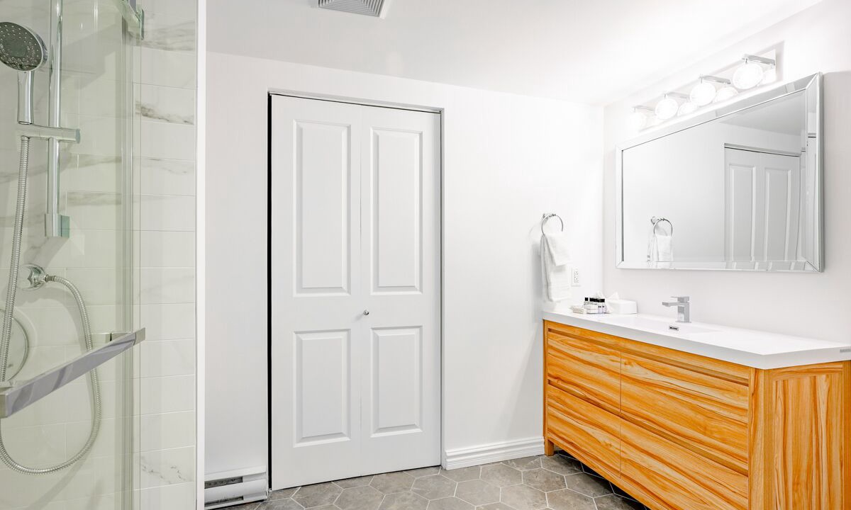 Photo of Bathroom in Ville-Marie