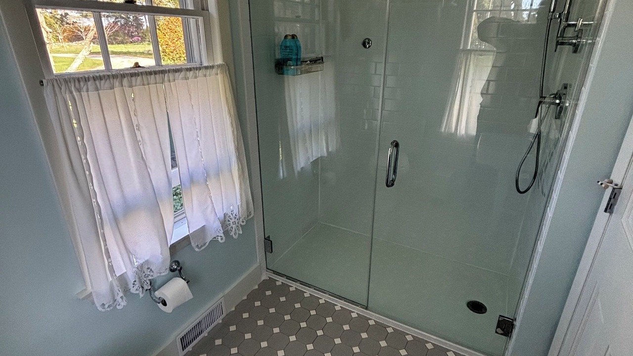 Photo of Bathroom in Old Lyme
