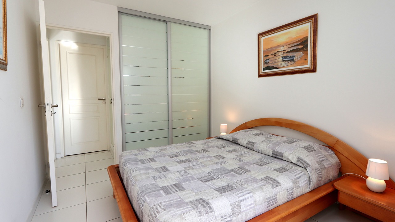 Photo of Bedroom in Saint-Raphael
