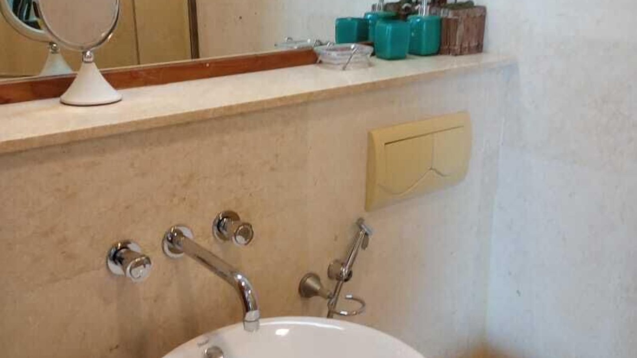 Photo of Bathroom in Kollupitiya