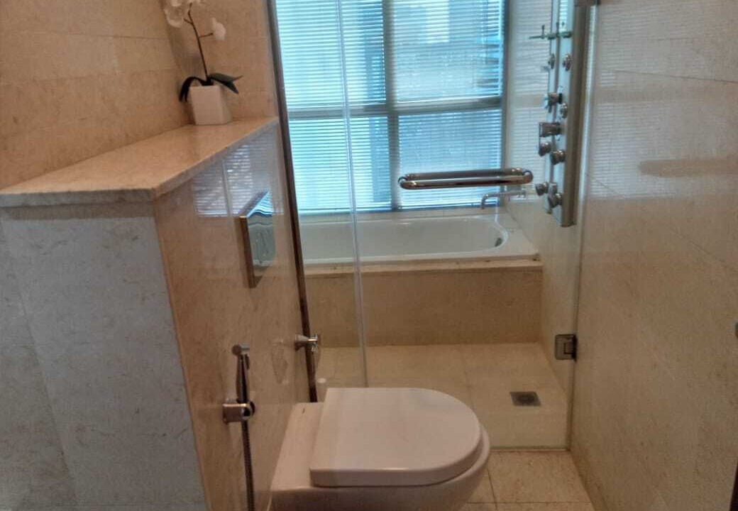 Photo of Bathroom in Kollupitiya