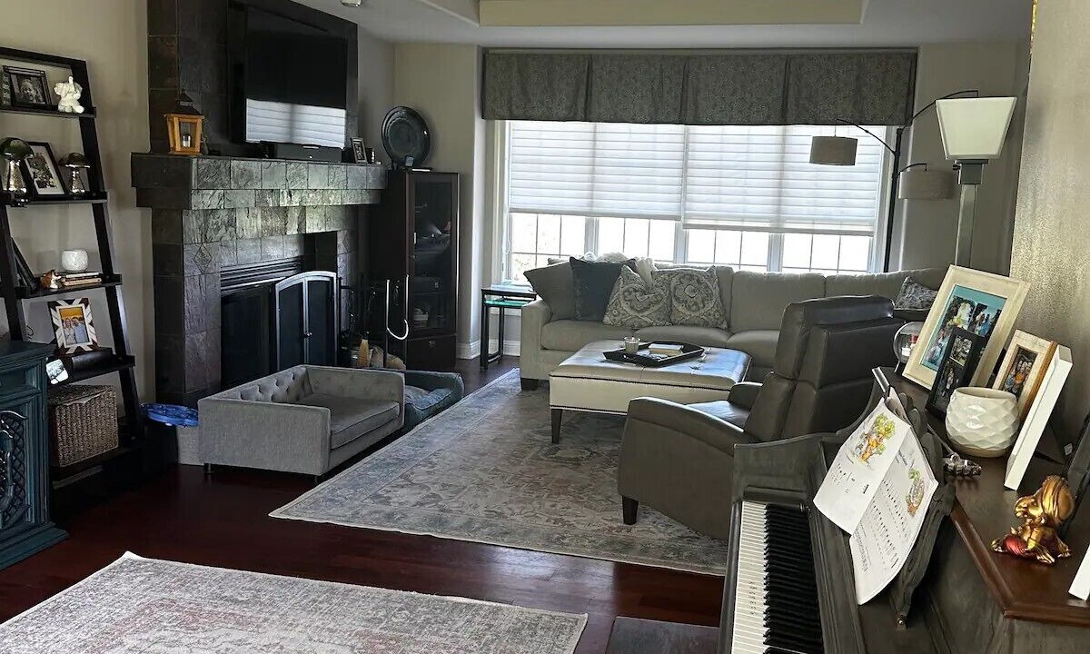 Photo of Livingroom in Menomonee Falls