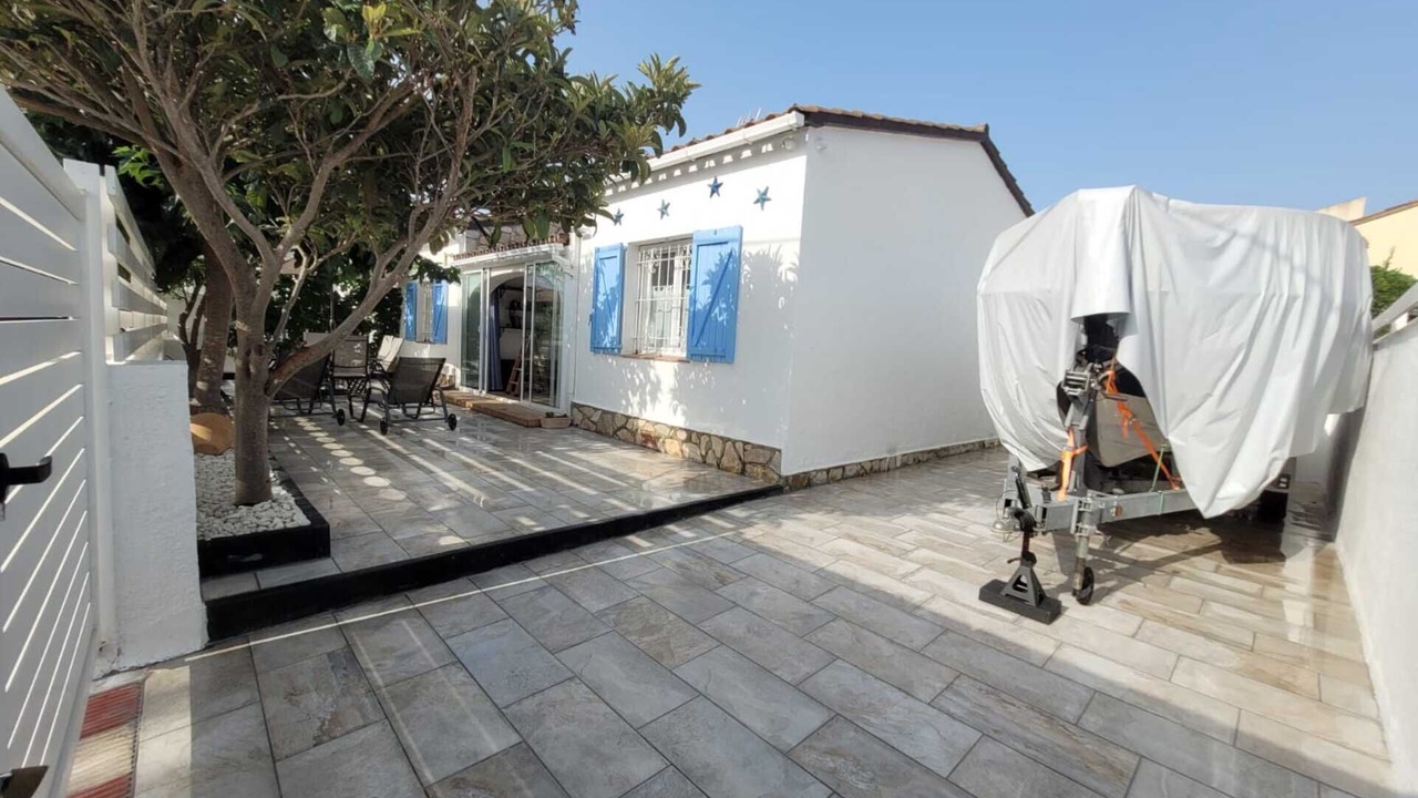 Photo of Patio Balcony in L'Escala