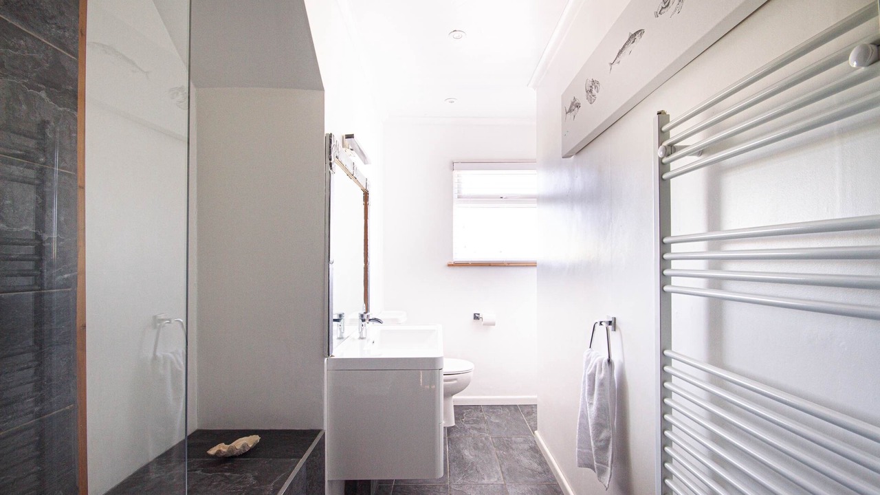 Photo of Bathroom in Porthtowan