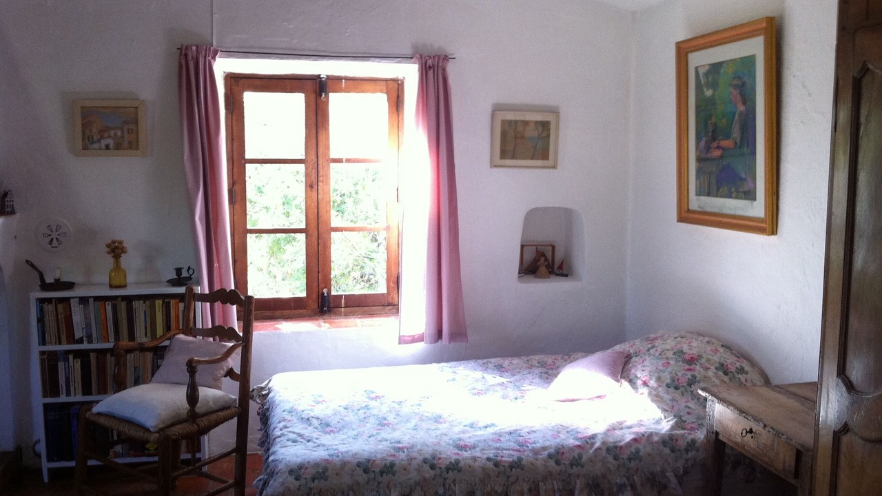 Photo of Bedroom in Entrecasteaux