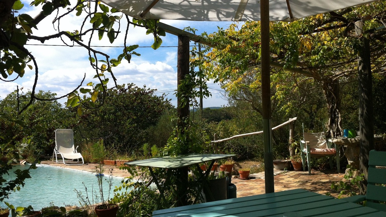 Photo of Patio Balcony in Entrecasteaux