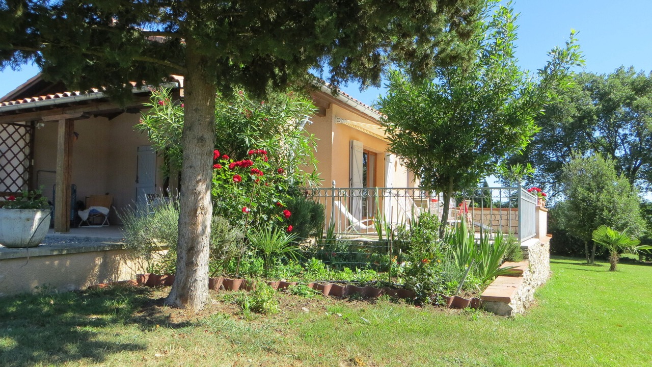 Photo of Patio Balcony in Auzas