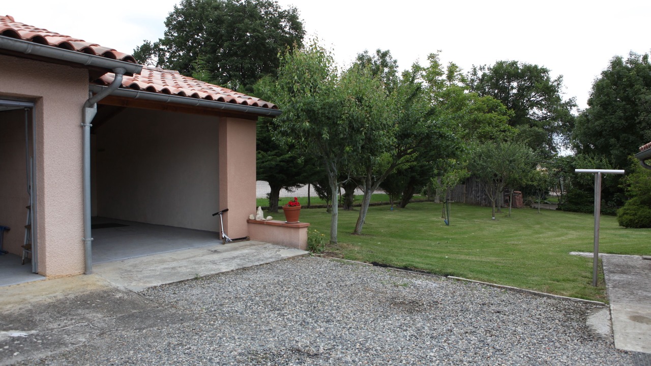 Photo of Outdoor in Auzas