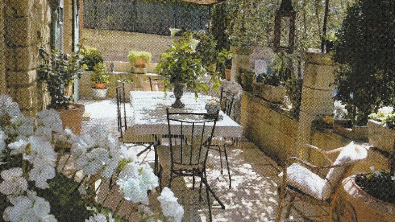 Photo of Outdoor in Chateauneuf-de-Gadagne