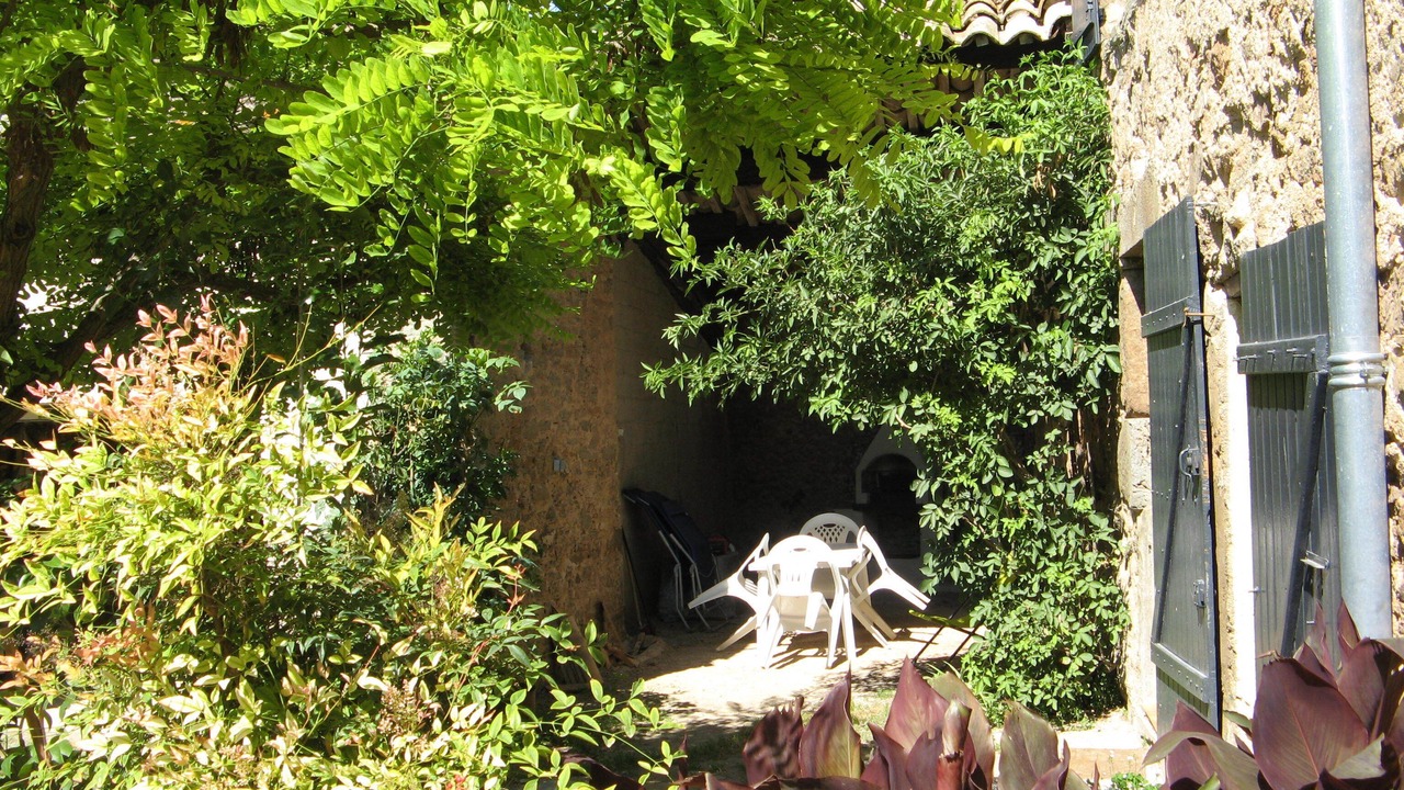 Photo of Patio Balcony in Montbrun-des-Corbieres