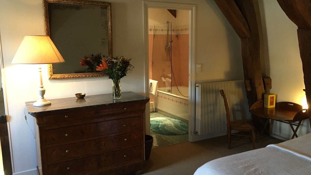 Photo of Bedroom in Savigny-les-Beaune
