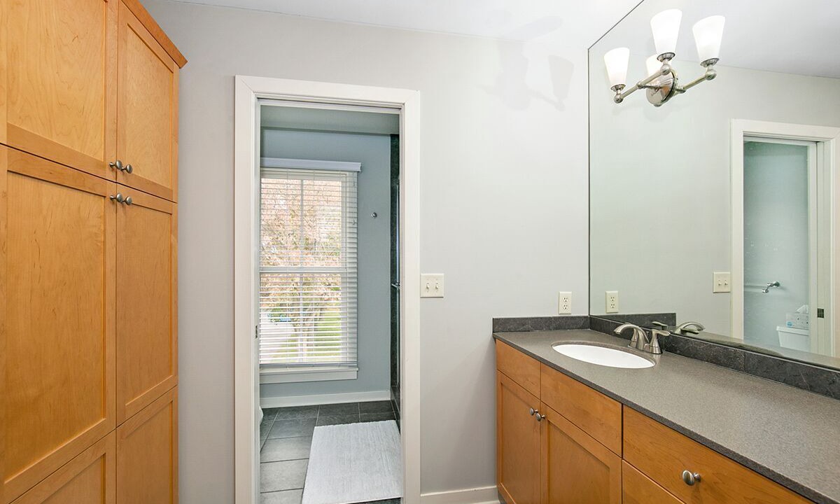 Photo of Bathroom in Douglas