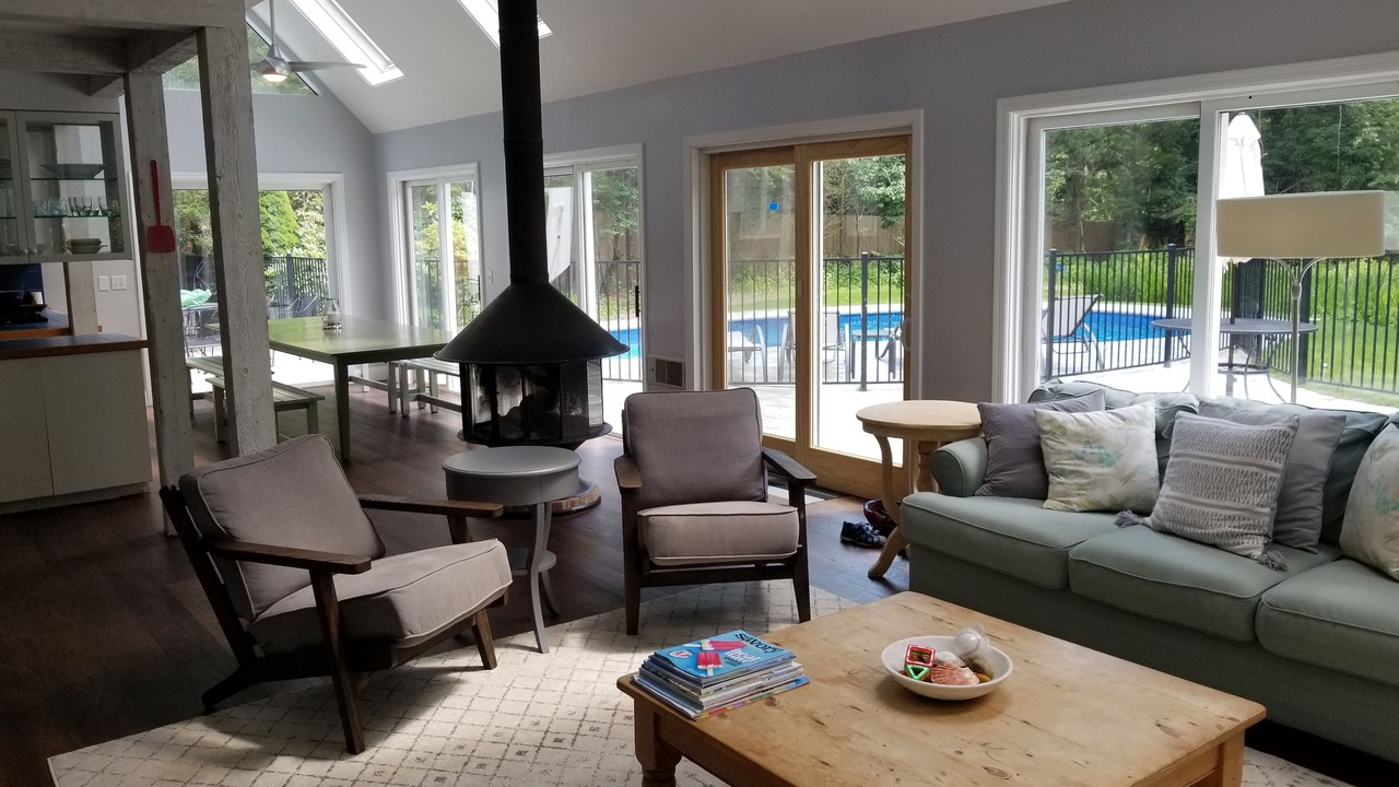 Photo of Livingroom in East Hampton North