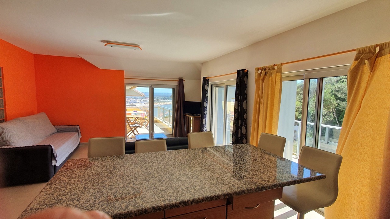 Photo of Livingroom in Sao Martinho do Porto