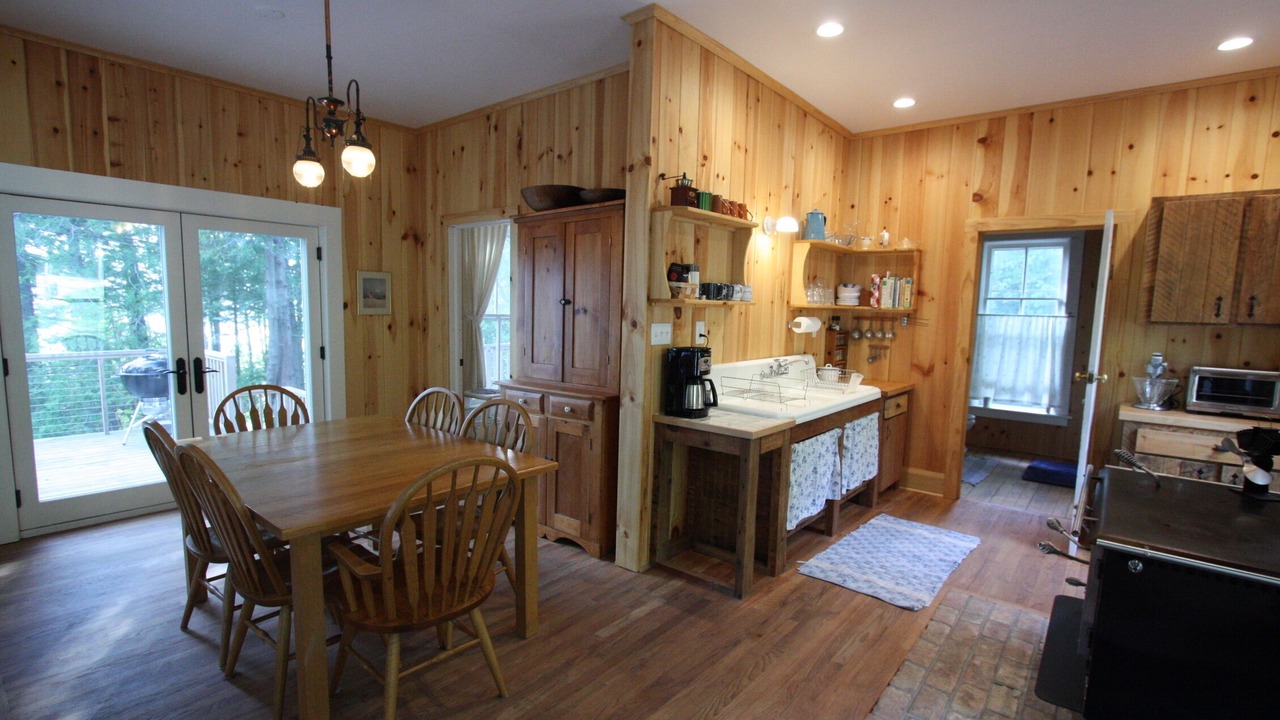 Photo of Bedroom in Charlevoix