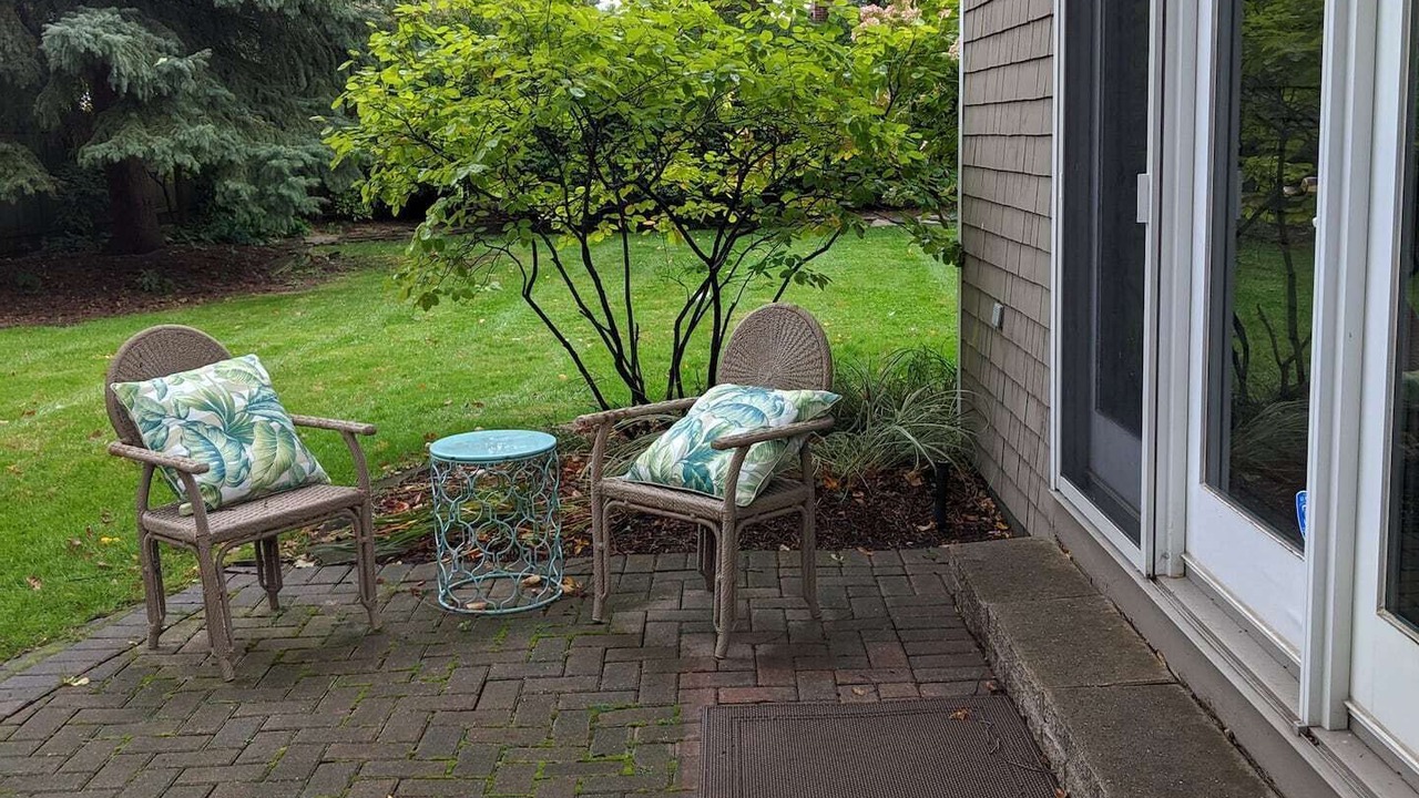 Photo of Patio Balcony in Grosse Pointe