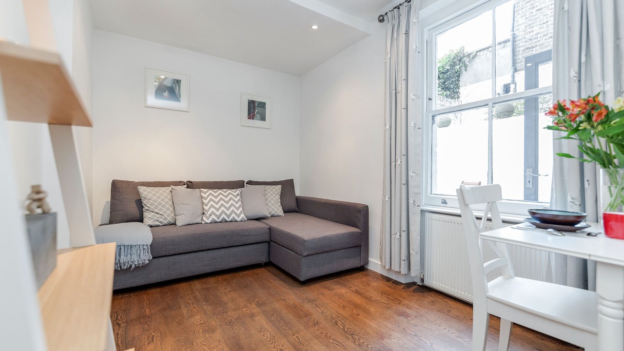 Photo of Livingroom in Redcliffe