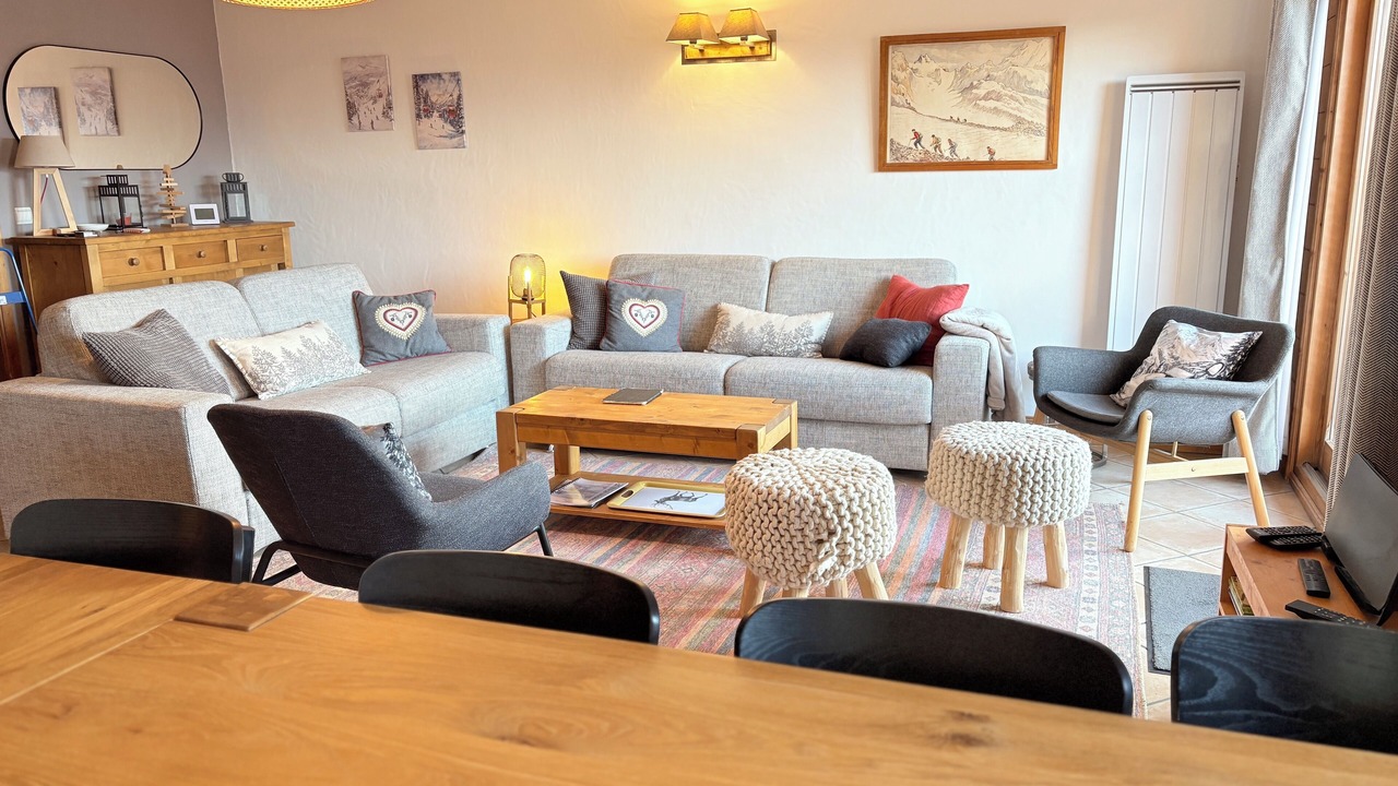 Photo of Livingroom in Arc-1800