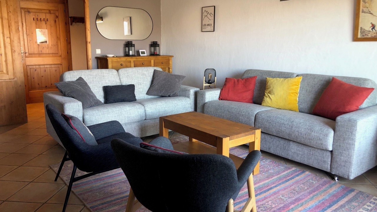 Photo of Livingroom in Arc-1800