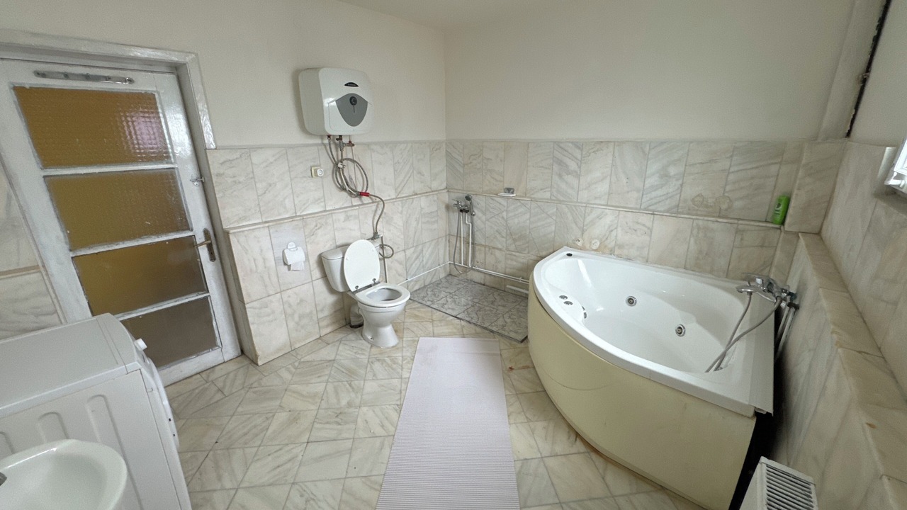 Photo of Bathroom in Ploiesti