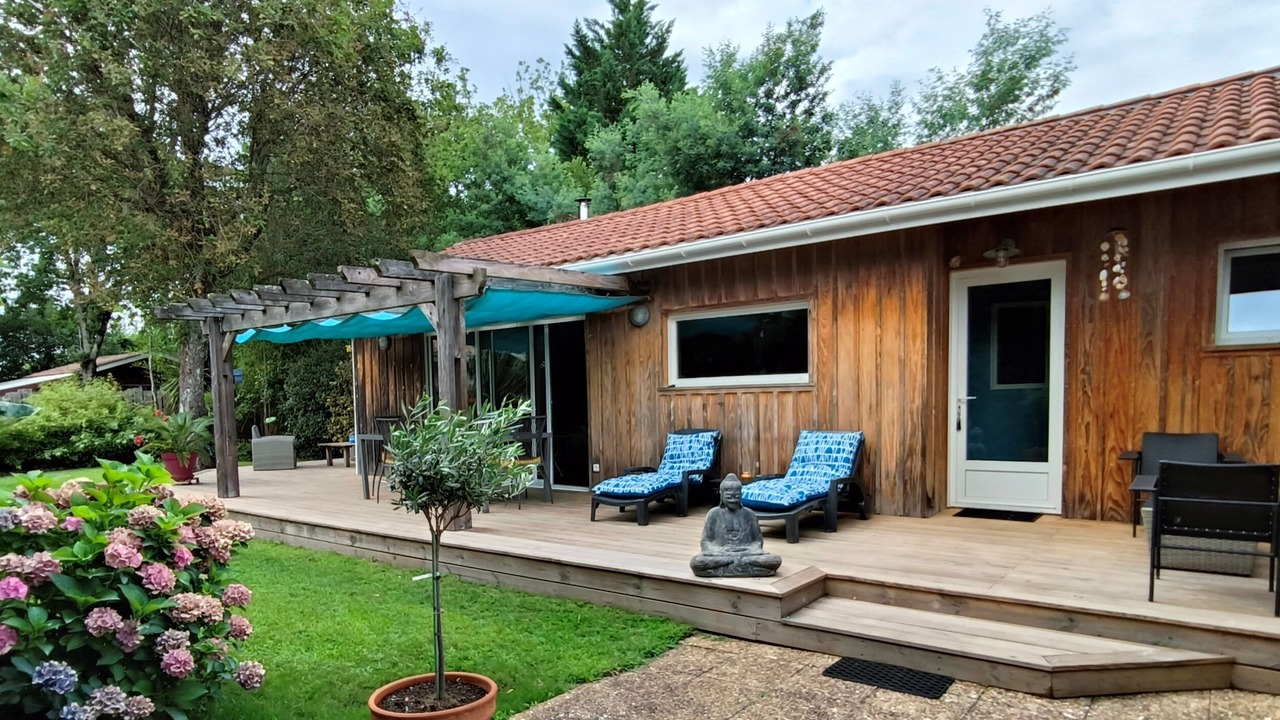 Photo of Patio Balcony in Andernos-les-Bains