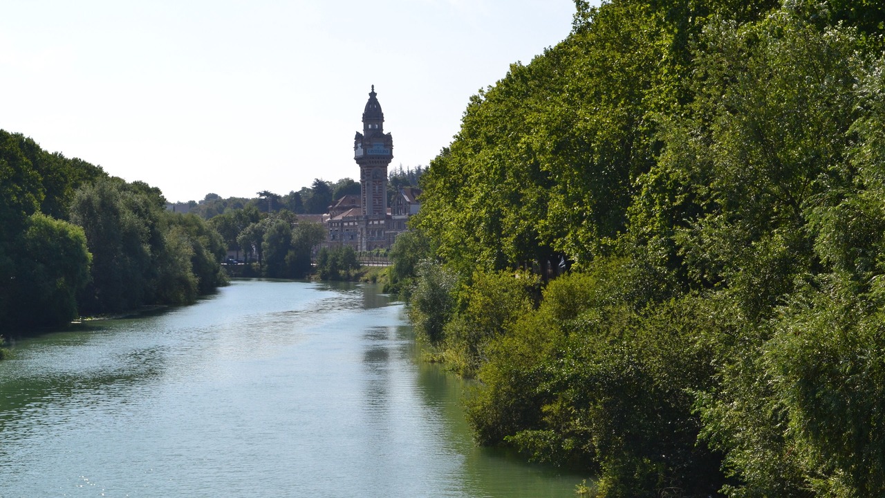Photo of Others in Epernay