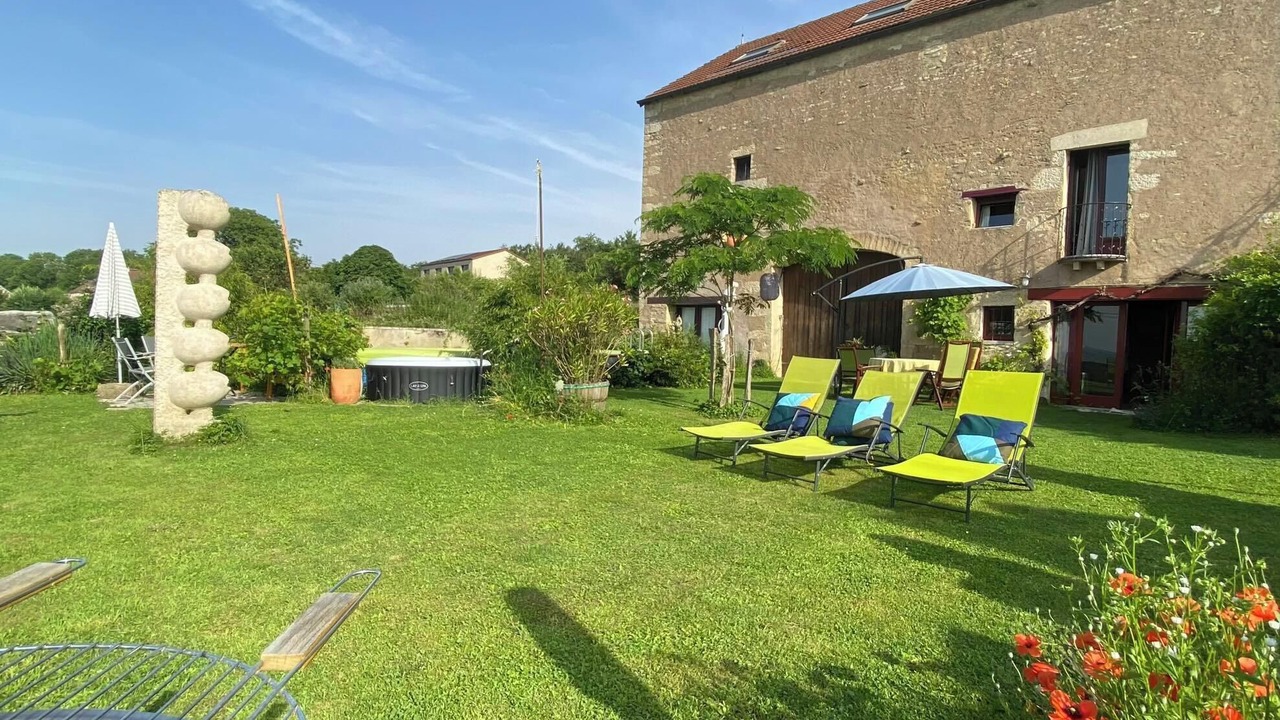 Photo of Outdoor in Fain-les-Moutiers
