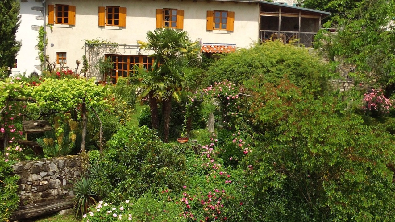 Photo of Outdoor in Slap