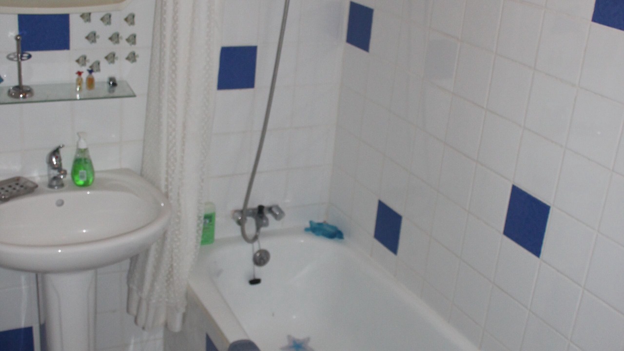 Photo of Bathroom in Escueillens-et-Saint-Just-de-Belengard