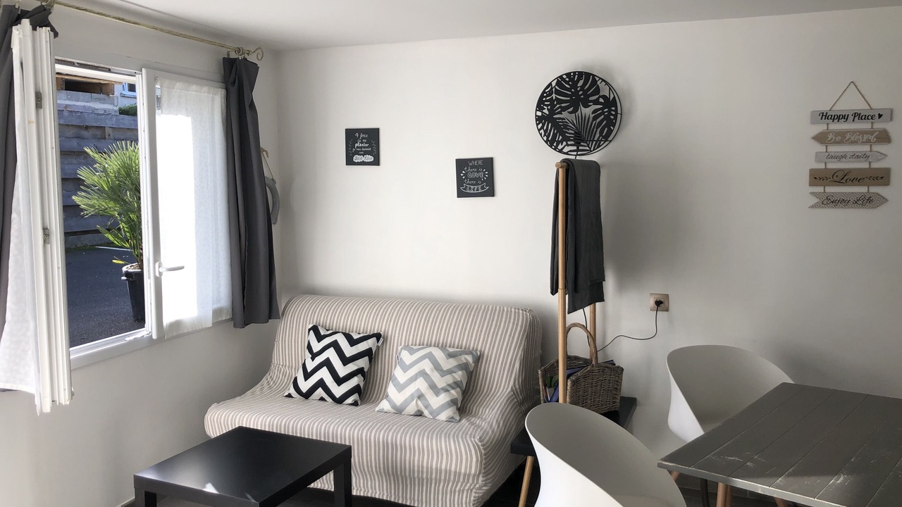 Photo of Livingroom in Ver-sur-Mer