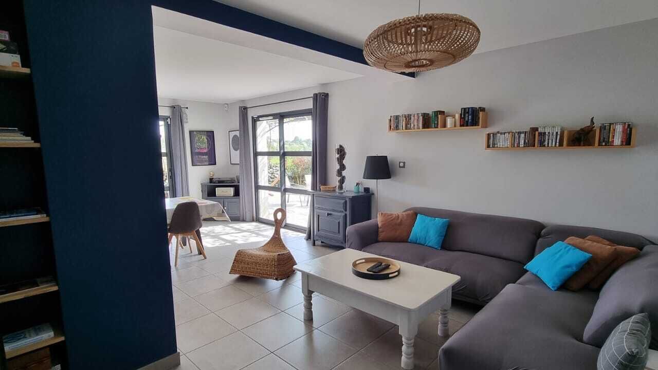 Photo of Livingroom in Saint-Julien-du-Serre