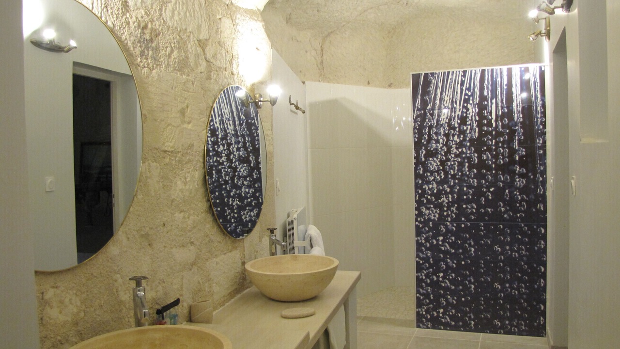 Photo of Bathroom in Bourre