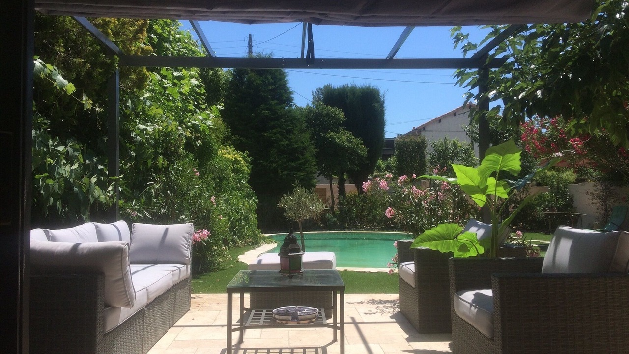 Photo of Patio Balcony in Saint-Julien