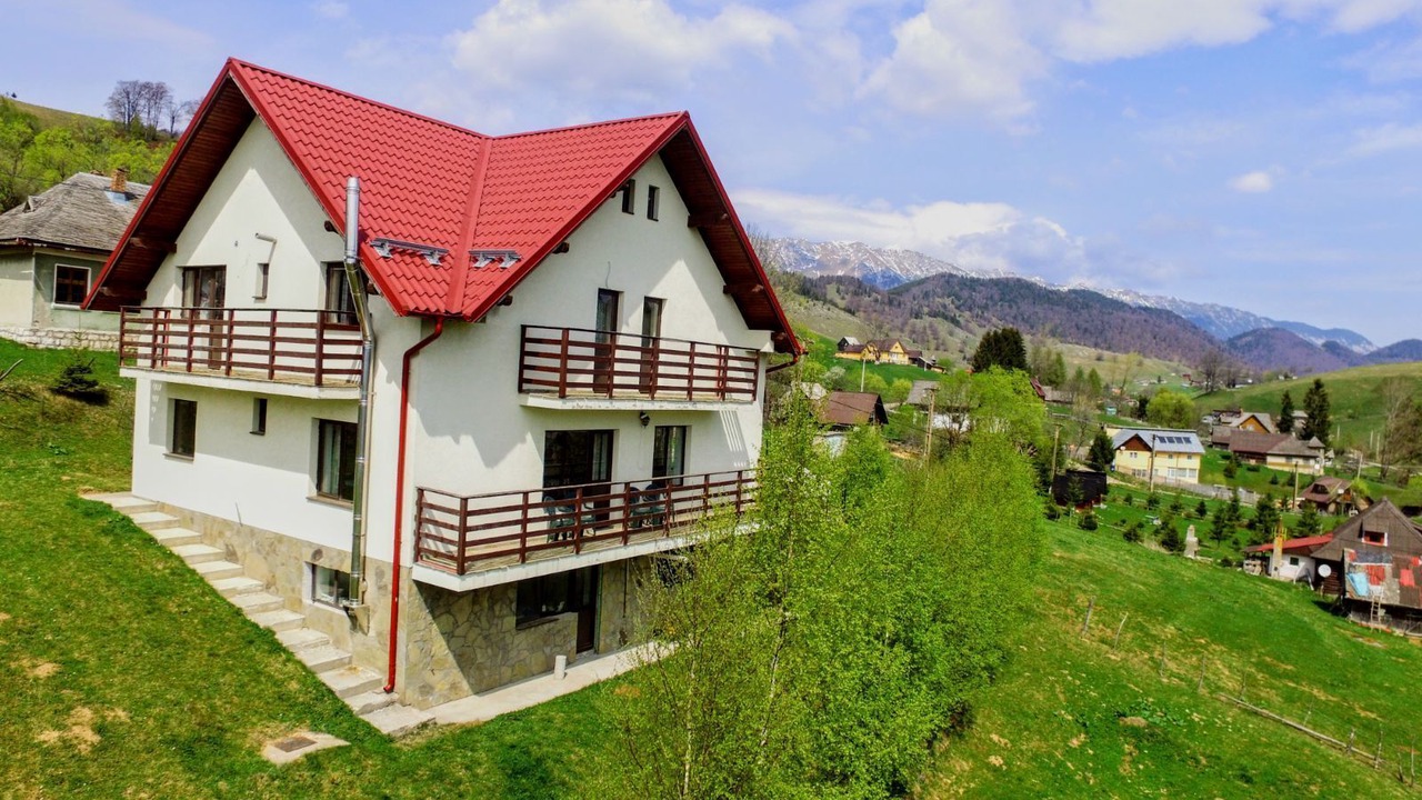 Photo of Others in Sirnea