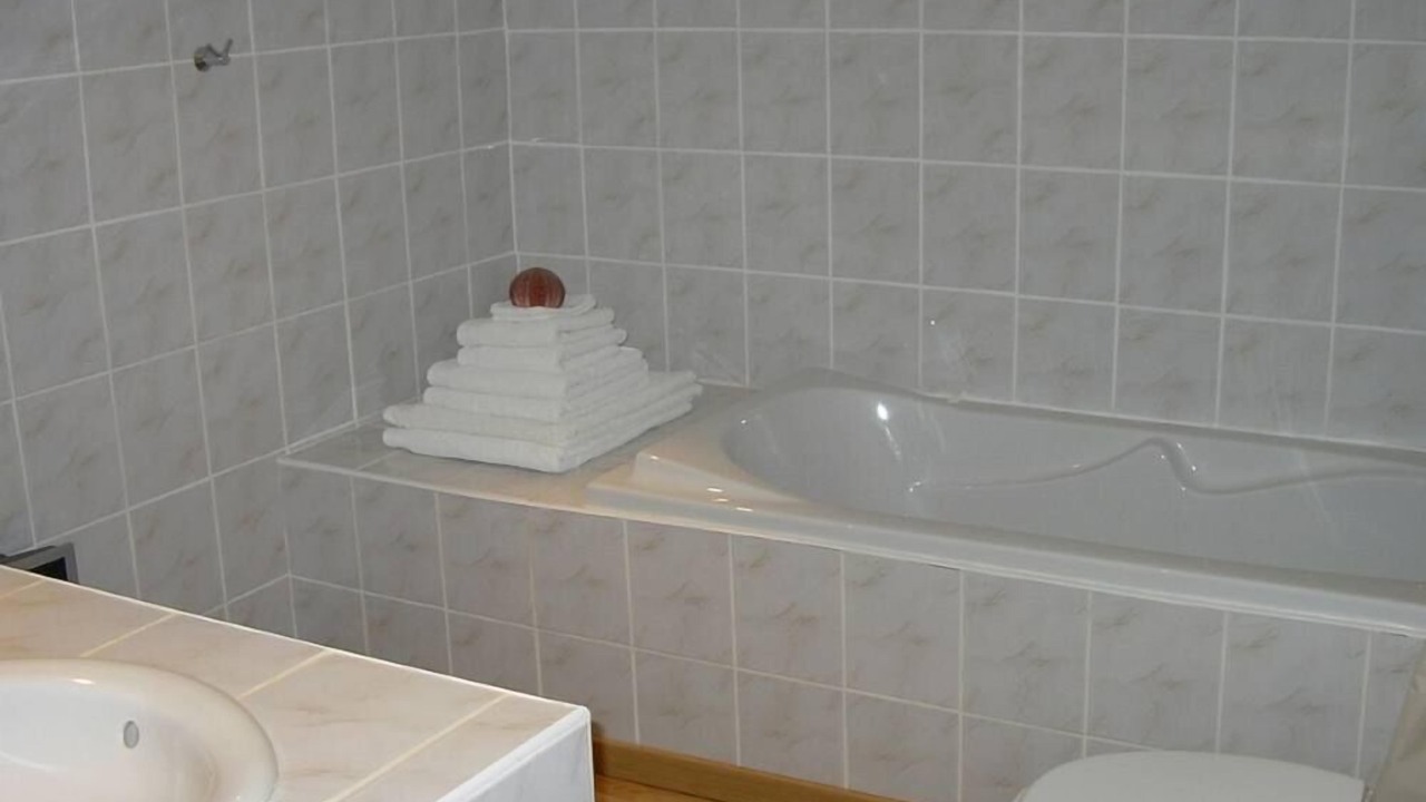 Photo of Bathroom in Peyrefitte-du-Razes