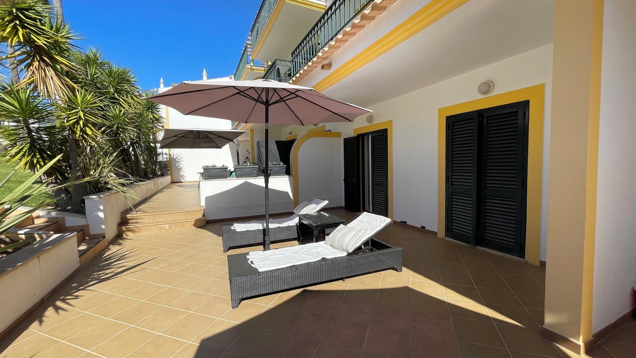 Photo of Patio Balcony in Guia