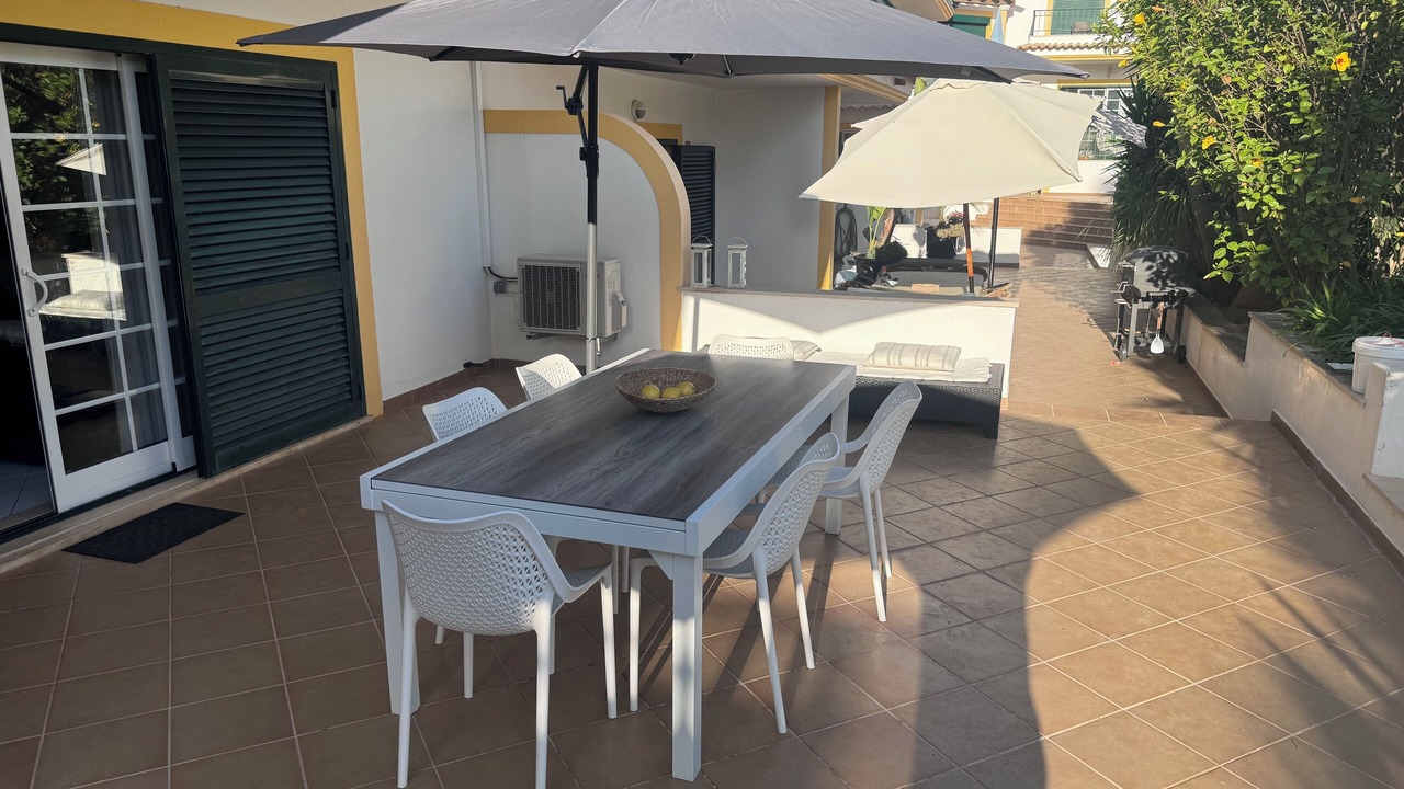 Photo of Outdoor in Guia